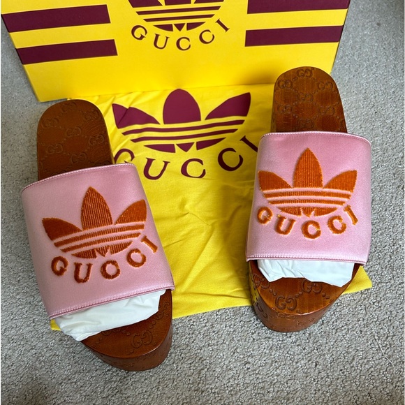 Gucci X Adidas clogs NWT - Picture 4 of 10